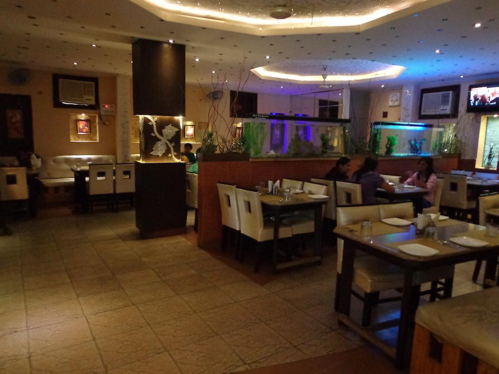 Hotel Aashyana Alwar Zewnętrze zdjęcie