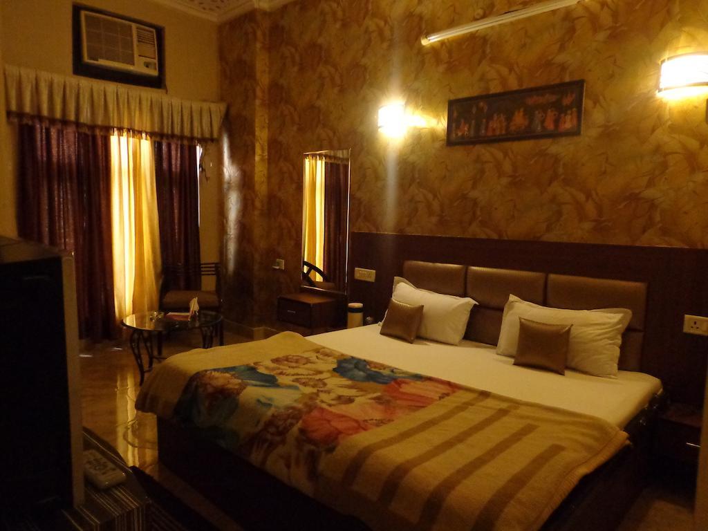 Hotel Aashyana Alwar Zewnętrze zdjęcie